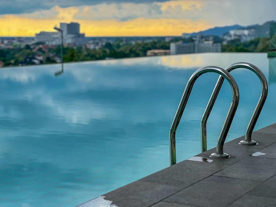 Comfy Near Garden With Sunset View & Swimming Pool Apartment Taiping